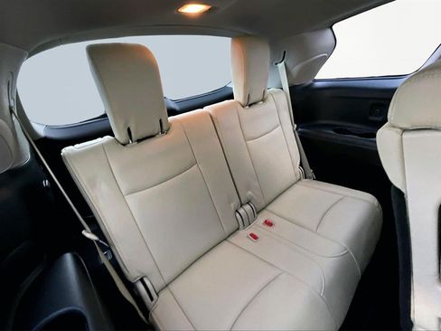 Used 2019 INFINITI QX60 Luxe image 28