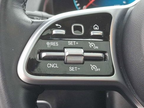 Certified 2023 Mercedes-Benz GLB 250 4MATIC image 17