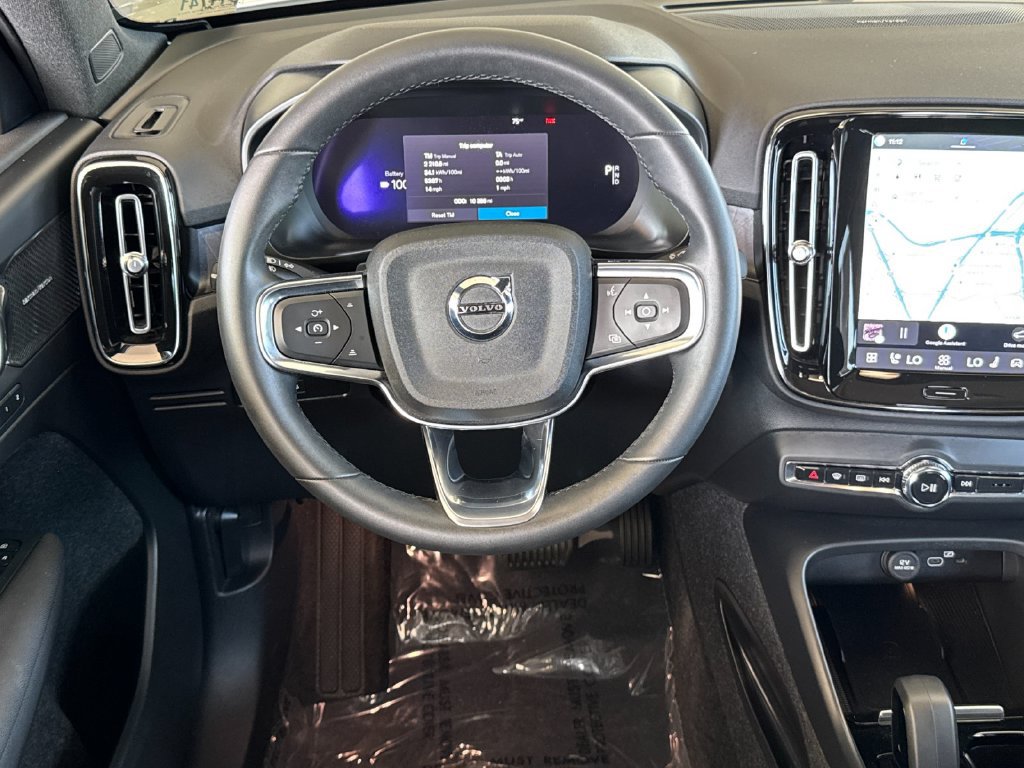 Certified 2023 Volvo C40 P8 Recharge Ultimate w/ Protection Package Premier AWD/4WD image 13