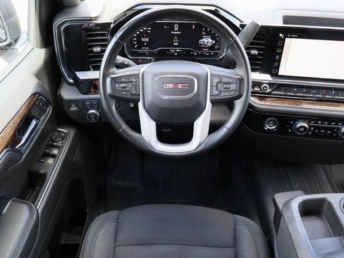 Certified 2024 GMC Sierra 1500 Elevation image 23
