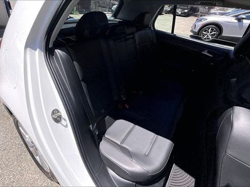 Certified 2021 Volkswagen Golf 4-Door FWD image 26