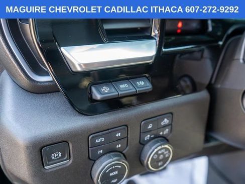 Used 2022 Chevrolet Silverado 1500 High Country w/ High Country Premium Package AWD/4WD image 28