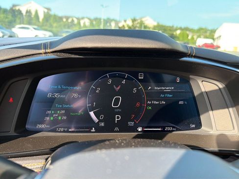Used 2022 Chevrolet Corvette Stingray Preferred Cpe w/ Z51 Performance Package RWD image 20