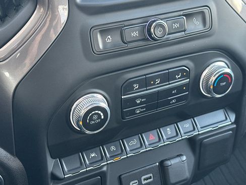 Certified 2023 GMC Sierra 1500 Pro w/ Convenience Package image 19