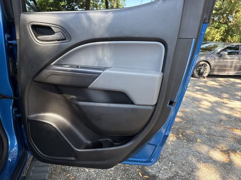 Used 2021 Chevrolet Colorado W/T w/ Custom Special Edition image 24