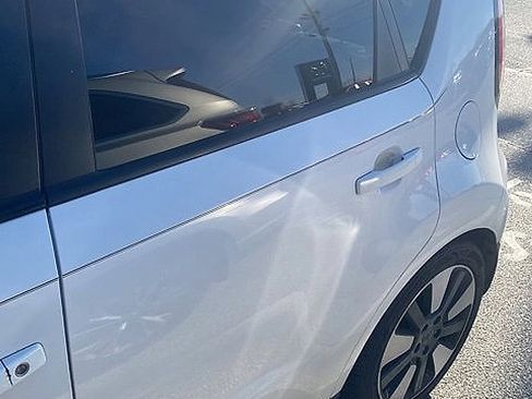 Used 2014 Kia Soul ! w/ Sun & Sound Package image 4