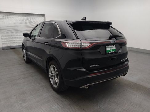 Used 2018 Ford Edge Titanium w/ Ford Safe & Smart Package FWD image 5