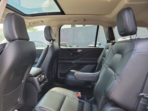 Certified 2023 Lincoln Aviator AWD w/ Premium Package image 14