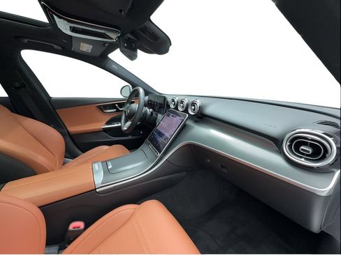 Used 2023 Mercedes-Benz C 300 Sedan w/ Exclusive Trim Package image 31