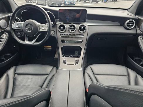 Used 2020 Mercedes-Benz GLC 300 4MATIC image 17