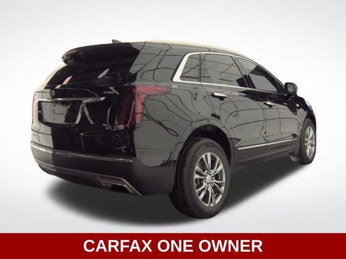 Used 2023 Cadillac XT5 Premium Luxury w/ Technology Package image 2