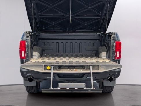 Used 2020 Ford F150 Limited w/ Trailer Tow Package image 9