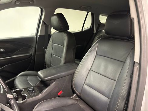 Used 2021 GMC Terrain SLT image 28