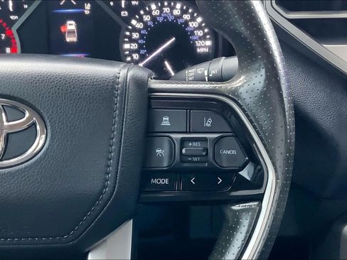 Used 2023 Toyota Tundra SR5 w/ SR5 Convenience Package AWD/4WD image 24