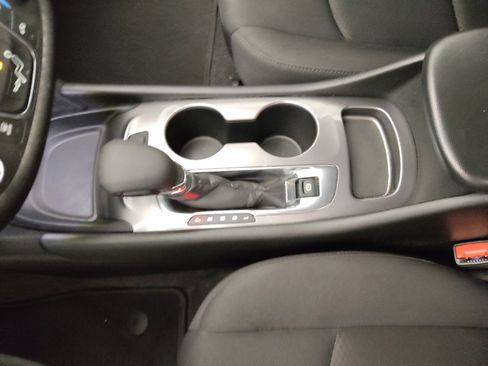 Used 2025 Chevrolet Malibu LS FWD image 26