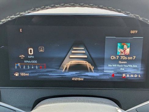 Used 2024 Chevrolet Traverse LS FWD image 11