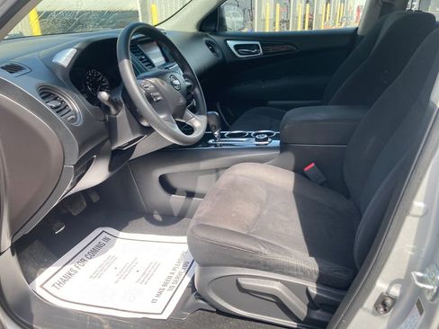 Used 2015 Nissan Pathfinder S image 13