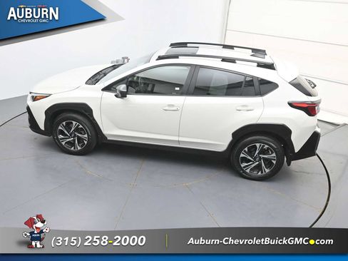 Used 2024 Subaru Crosstrek 2.0i Premium AWD/4WD image 30