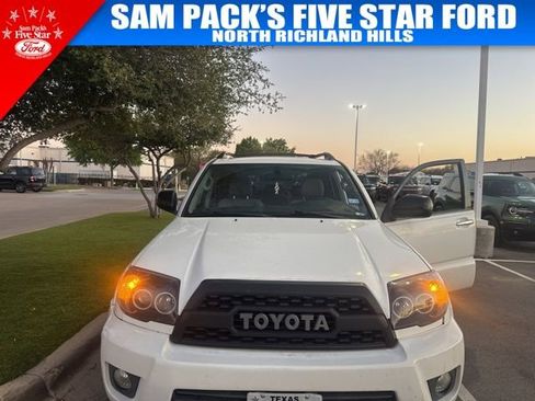 Used 2008 Toyota 4Runner SR5 image 1