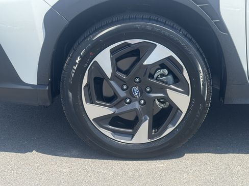 Certified 2025 Subaru Crosstrek 2.5i Limited AWD/4WD image 11