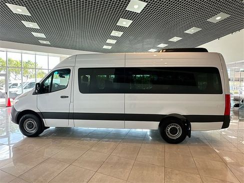 New 2025 Mercedes-Benz Sprinter 2500 image 4