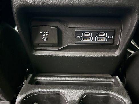 Used 2022 Jeep Grand Cherokee L Limited w/ Luxury Tech Group II image 28