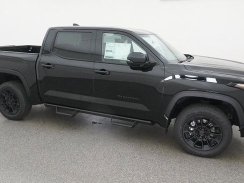 New 2026 Toyota Tundra Limited AWD/4WD image 92