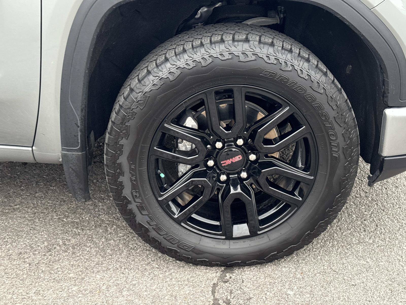 Used 2025 GMC Sierra 1500 Elevation w/ Preferred Package AWD/4WD image 10