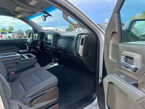 Used 2019 Chevrolet Silverado 1500 LT AWD/4WD image 14