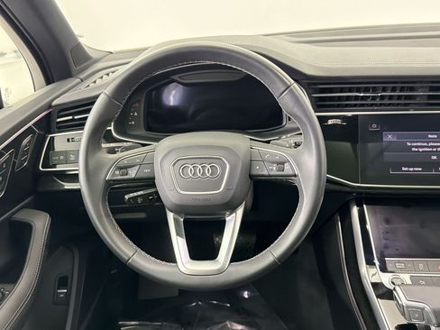 Used 2025 Audi Q7 3.0T Premium Plus AWD/4WD image 18