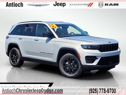 Certified 2024 Jeep Grand Cherokee Altitude