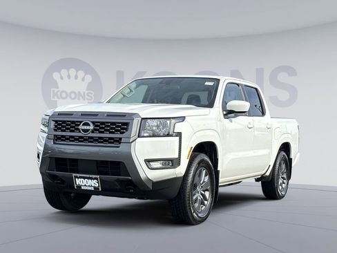 Used 2025 Nissan Frontier SV w/ SV Convenience Package image 1