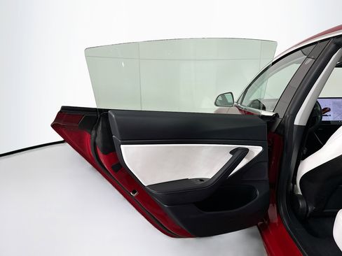 Used 2019 Tesla Model 3 Long Range image 26