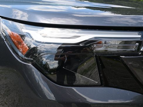 New 2026 Subaru Forester Premium AWD/4WD image 11