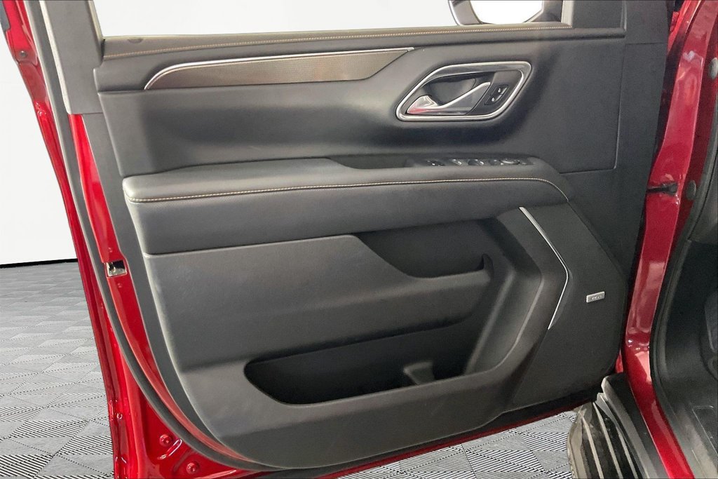 Certified 2023 GMC Yukon AT4 w/ Technology Package AWD/4WD image 18