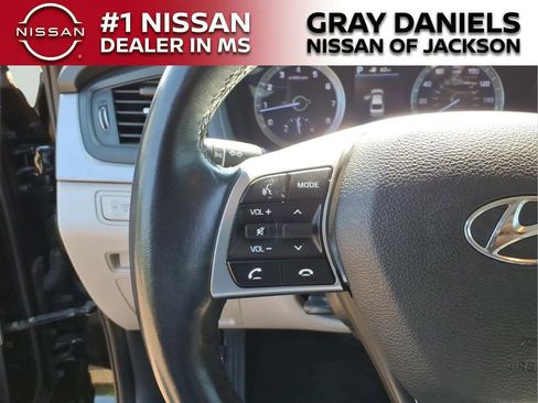 Used 2019 Hyundai Sonata SEL FWD image 13