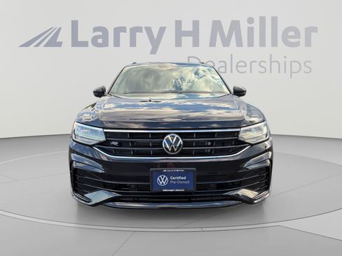 Certified 2023 Volkswagen Tiguan SE R-Line AWD/4WD image 8