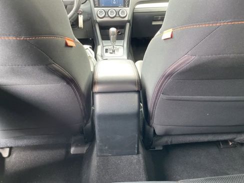 Used 2017 Subaru Crosstrek 2.0i Premium image 27