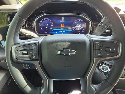New 2026 Chevrolet Silverado 2500 ZR2 AWD/4WD image 37