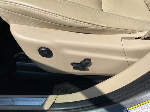 Used 2015 Jeep Grand Cherokee Limited RWD image 14