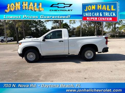Used 2025 Chevrolet Silverado 1500 W/T w/ Trailering Package image 4