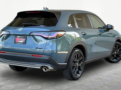 Used 2025 Honda HR-V Sport image 6