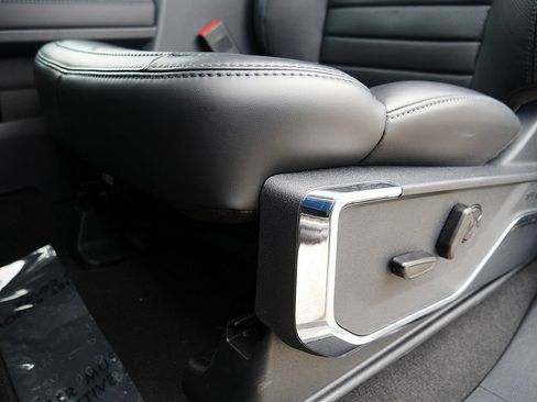 New 2026 Ford F250 Platinum AWD/4WD image 12