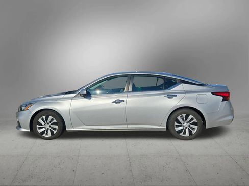 Used 2020 Nissan Altima 2.5 S image 3