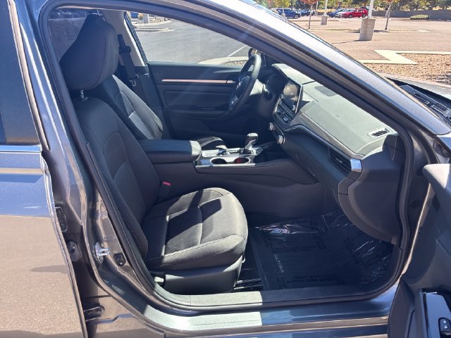 Used 2023 Nissan Altima 2.5 SV AWD/4WD image 21