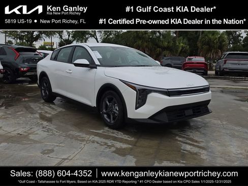 New 2026 Kia K4 FWD image 1
