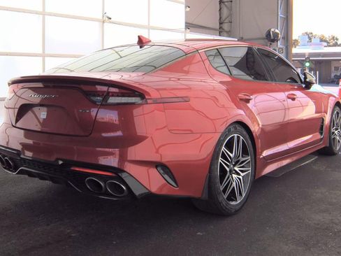 Used 2022 Kia Stinger GT2 image 5