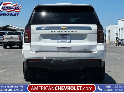 Used 2023 Chevrolet Suburban LT AWD/4WD image 5