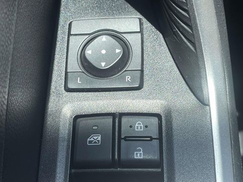 Used 2024 Toyota RAV4 XLE AWD/4WD image 27