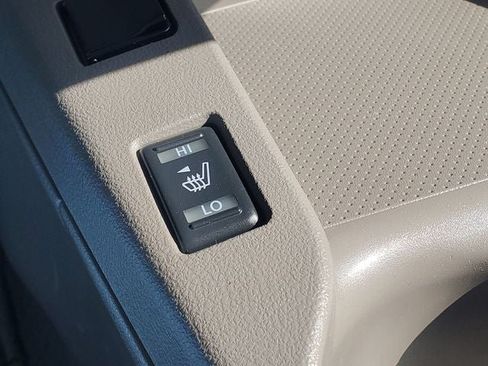 Used 2012 Nissan Leaf SL FWD image 19